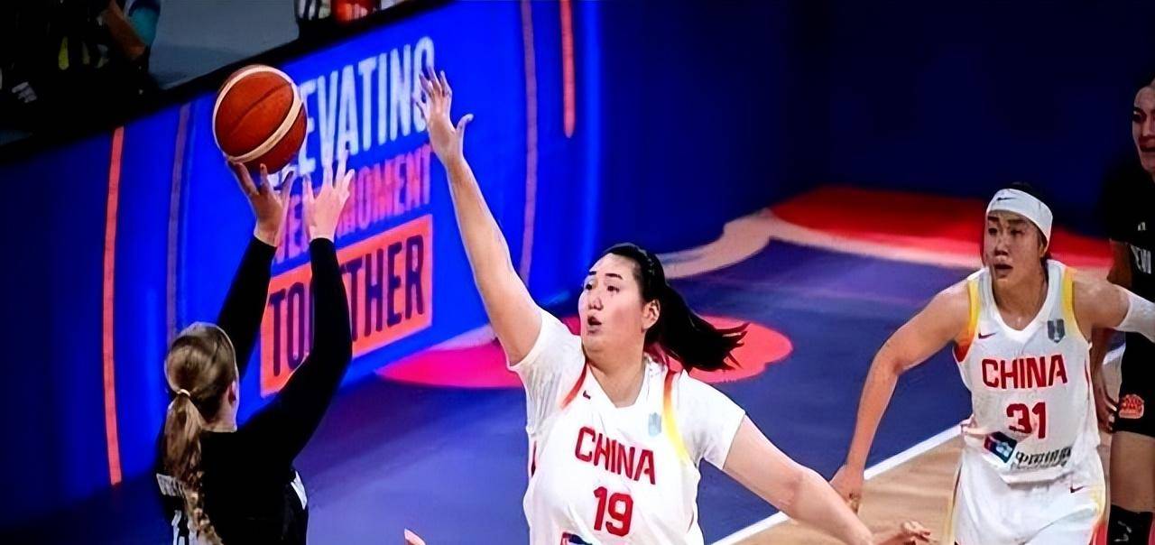 od体育新闻-重庆女篮精彩表现，夺得关键胜利！